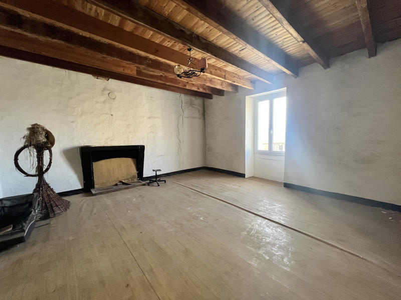 Maison - 92 m² - 4 pièces