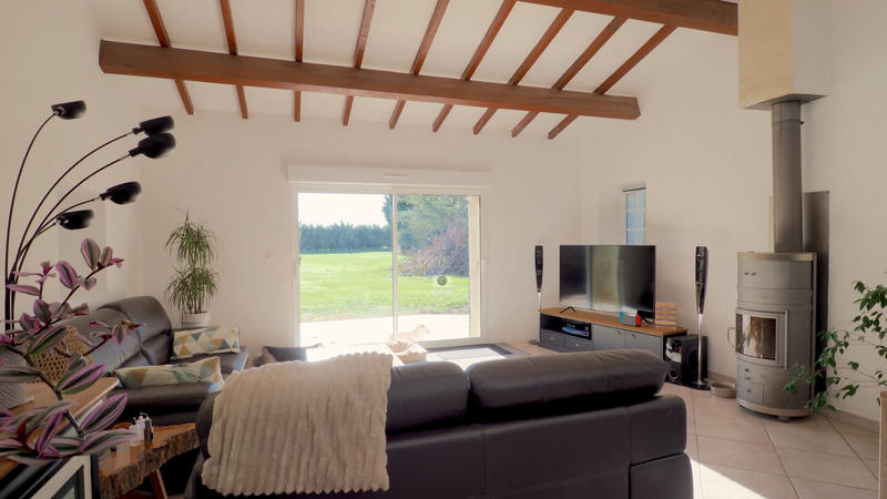 Maison - 236 m² - 7 pièces