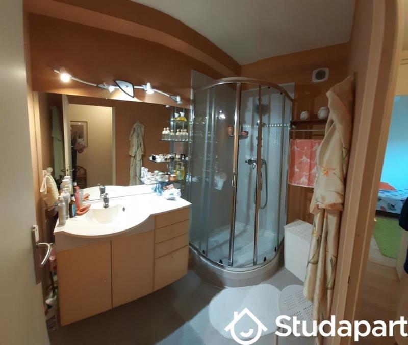 Chambre - 17 m² - 1 pièce