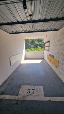 Parking / Garage - 13 m²