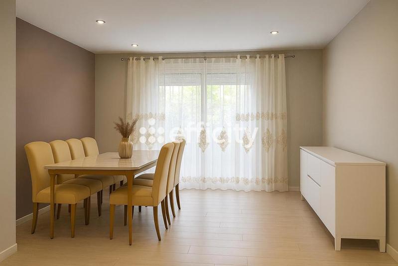 Maison de ville - 87 m² - 5 pièces