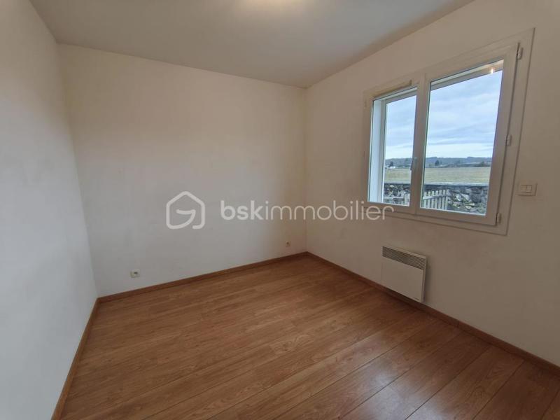 Maison - 98 m² - 5 pièces