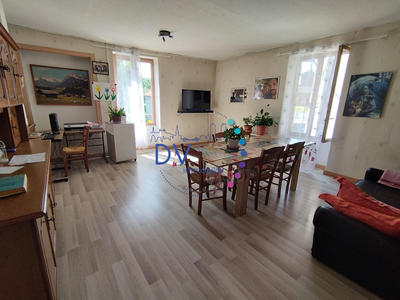 Maison - 121 m² - 6 pièces