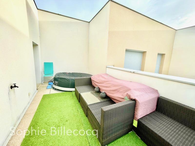 Appartement - 93 m² - 5 pièces