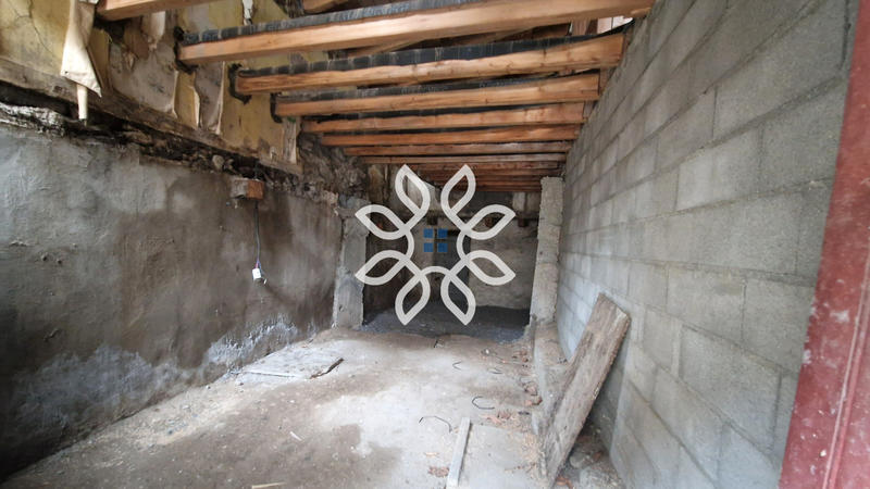 Maison - 90 m² - 2 pièces