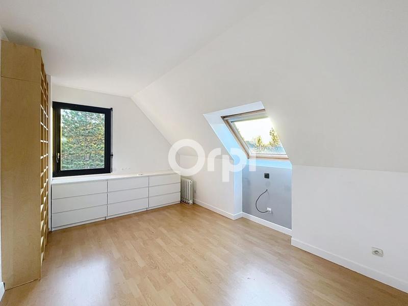 Maison - 170 m² - 5 pièces