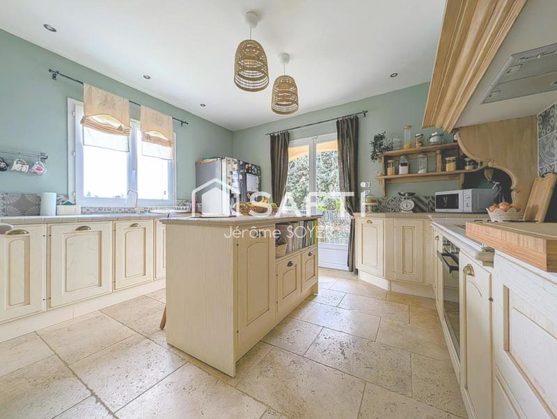 Villa - 179 m² - 6 pièces