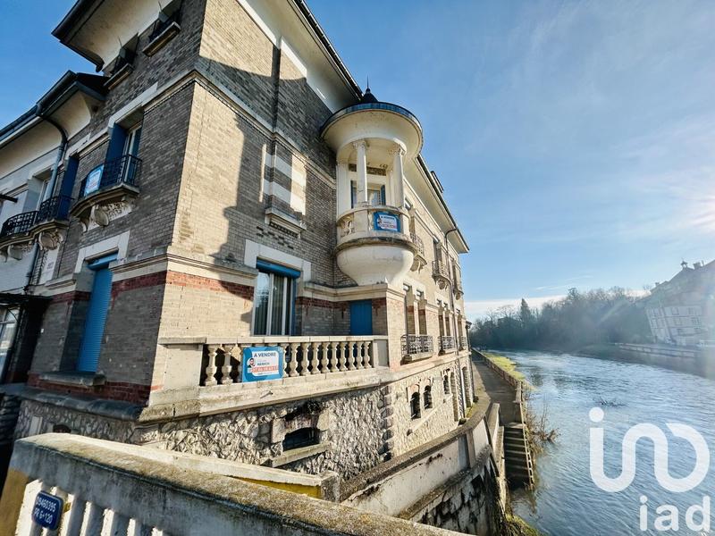 Château - 330 m² - 10 pièces