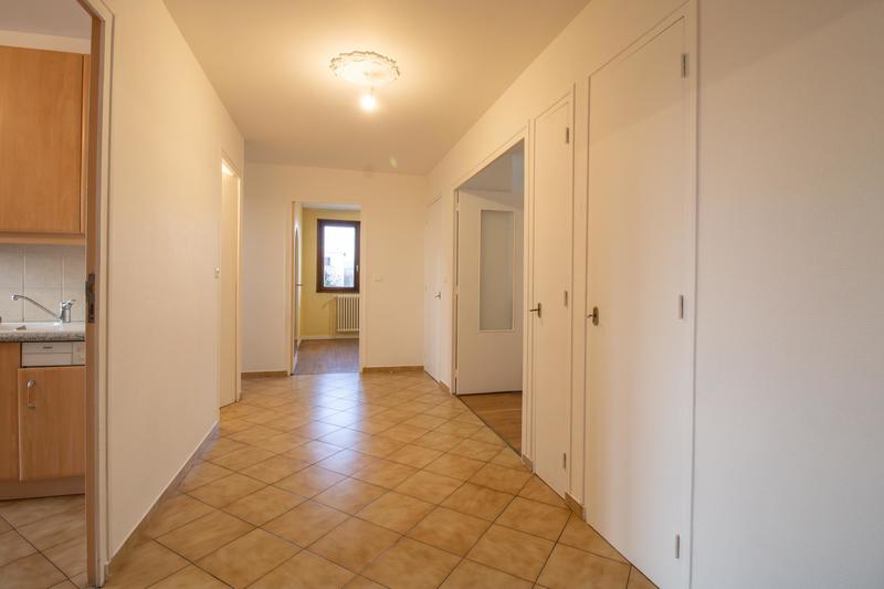 Appartement - 82 m² - 3 pièces