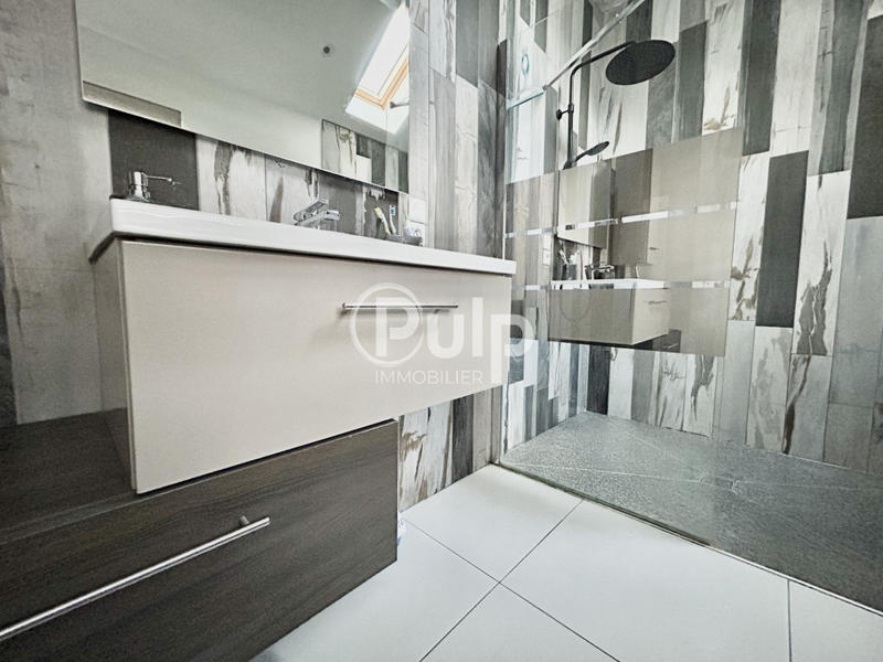 Maison de ville - 140 m² - 6 pièces