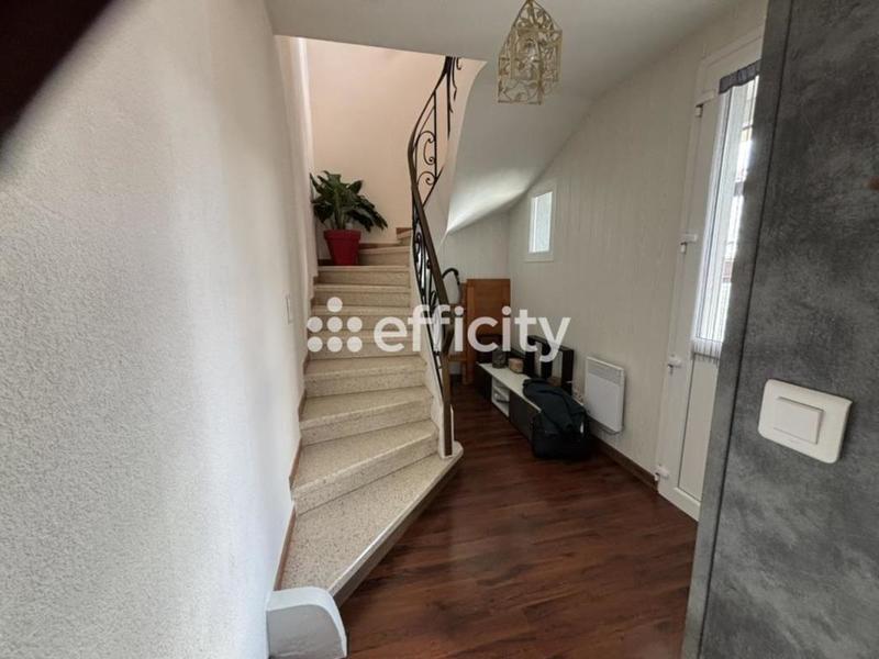 Maison - 84 m² - 3 pièces