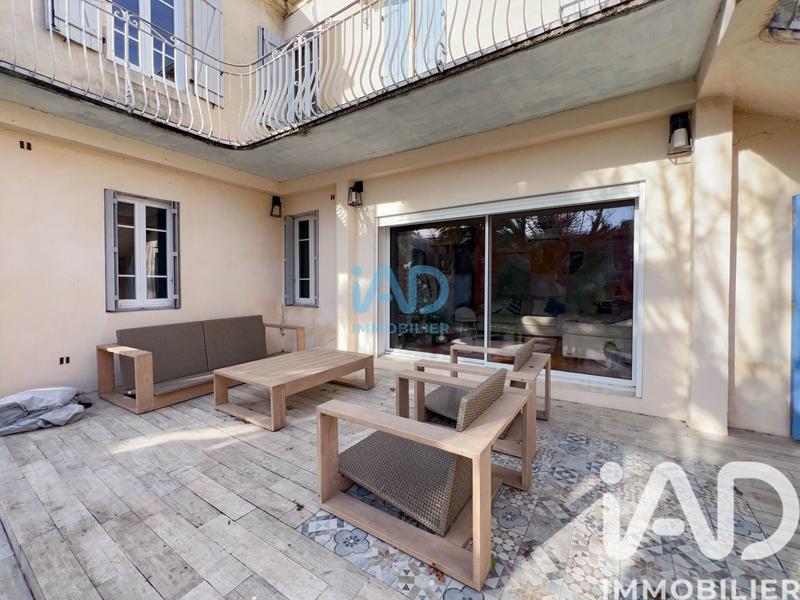 Maison - 200 m² - 10 pièces