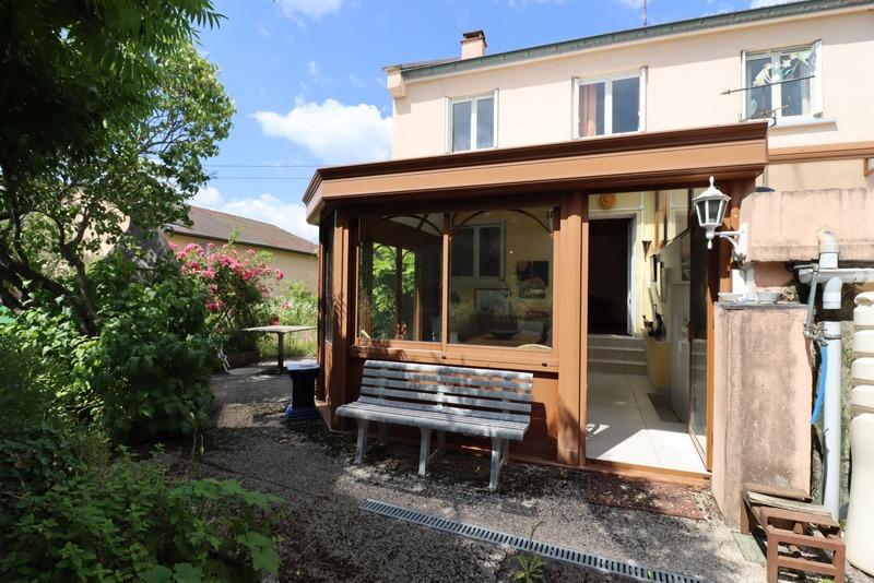 Maison - 93 m² - 5 pièces