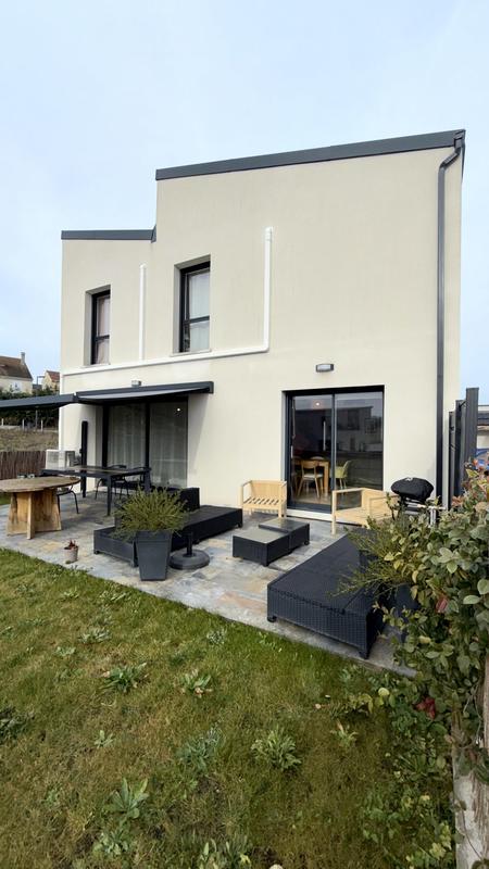 Maison - 110 m² - 5 pièces