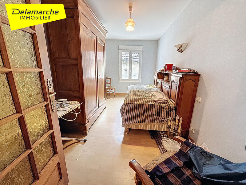 Maison - 186 m² - 9 pièces