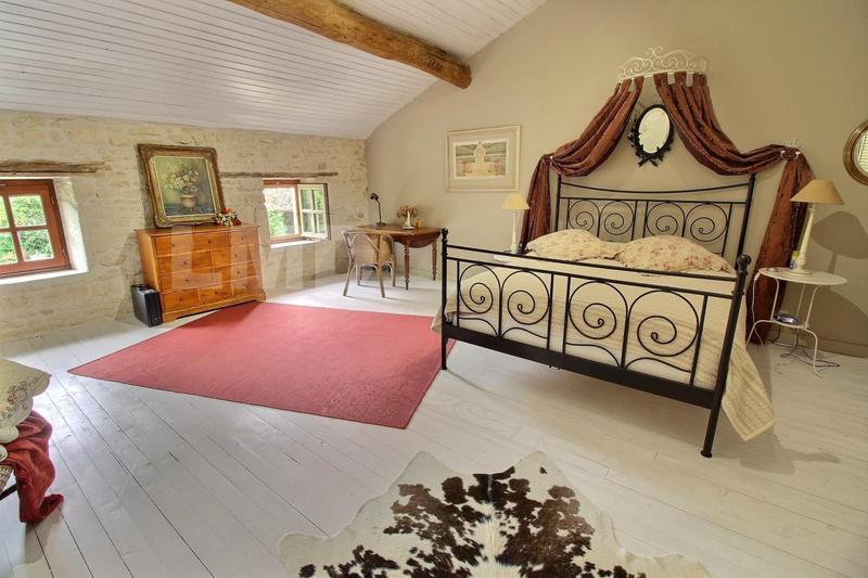 Longère - 218 m² - 5 pièces