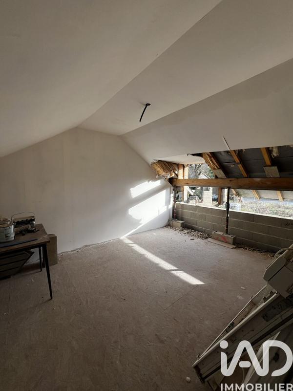 Maison - 300 m² - 5 pièces