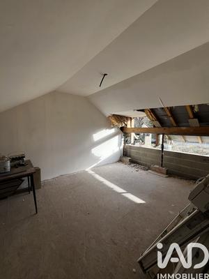 Maison - 300 m² - 5 pièces