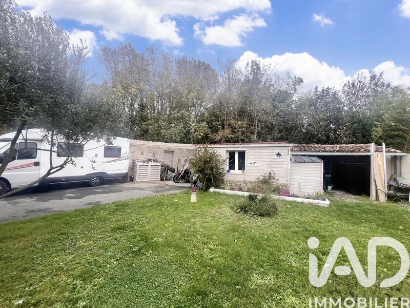 Maison - 202 m² - 6 pièces