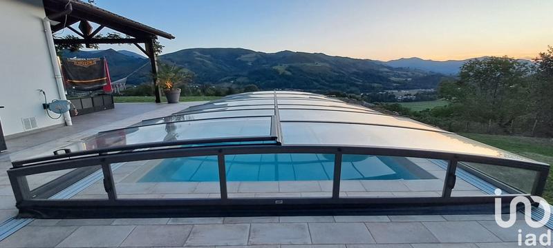 Maison - 206 m² - 6 pièces