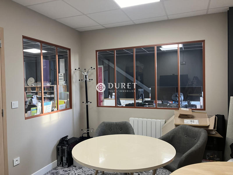 Bureau - 91 m²