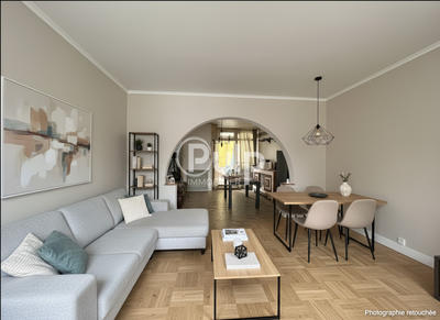 Immeuble - 290 m² - 15 pièces