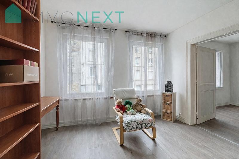 Maison - 95 m² - 5 pièces