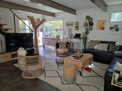 Maison - 200 m² - 6 pièces