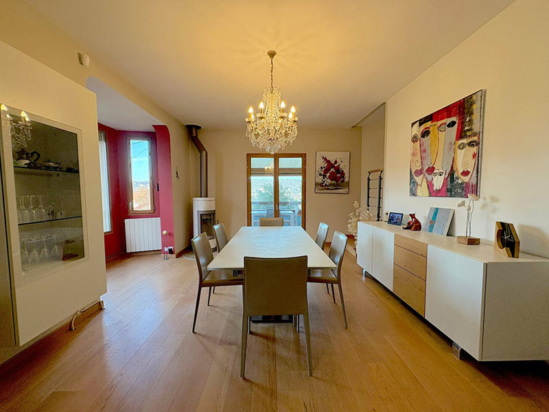 Maison - 123 m² - 6 pièces