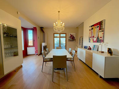 Maison - 123 m² - 6 pièces