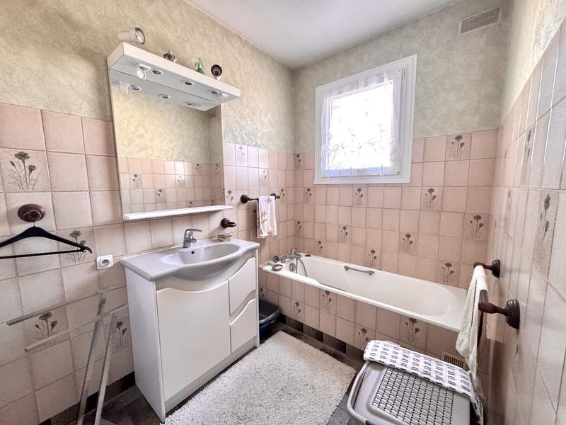 Maison - 97 m² - 4 pièces