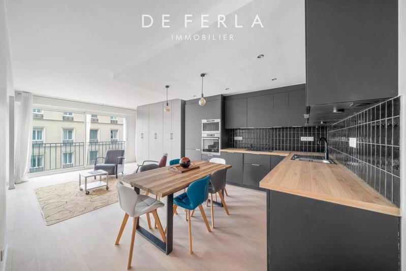 Appartement - 102 m² - 4 pièces