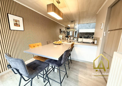 Maison - 144 m² - 8 pièces