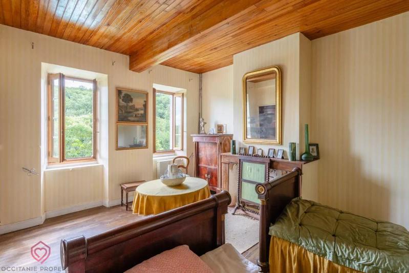 Maison de maîtres - 472 m² - 19 pièces