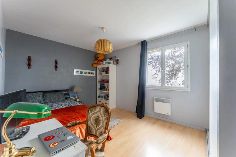 Maison - 166 m² - 7 pièces