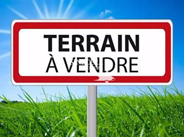 Terrain - 2 600 m²