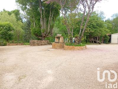 Maison - 205 m² - 8 pièces