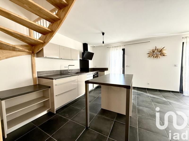 Maison - 93 m² - 4 pièces