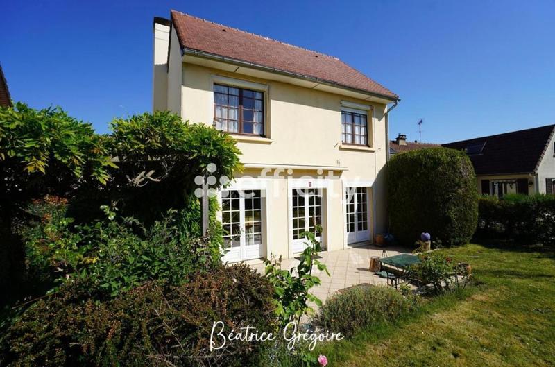 Maison - 93 m² - 4 pièces