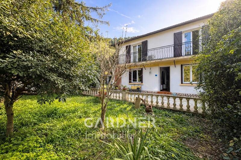 Villa - 132 m² - 6 pièces