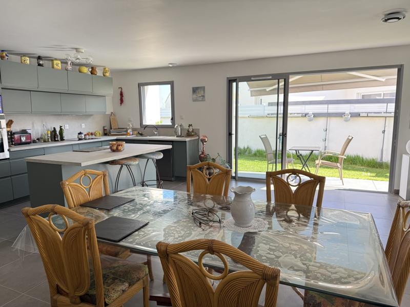 Maison contemporaine - 93 m² - 3 pièces