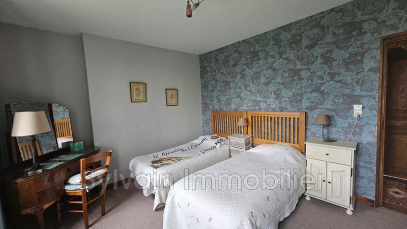 Maison - 264 m² - 14 pièces