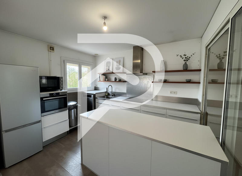 Appartement - 88 m² - 3 pièces