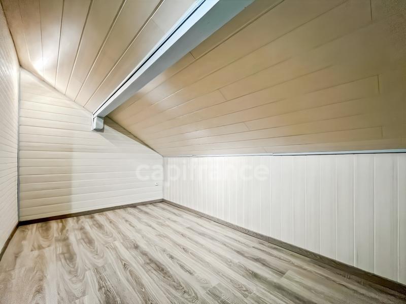 Maison - 190 m² - 7 pièces