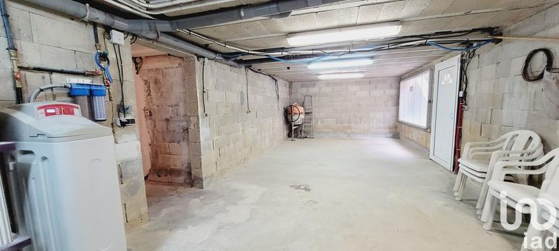 Maison - 240 m² - 9 pièces