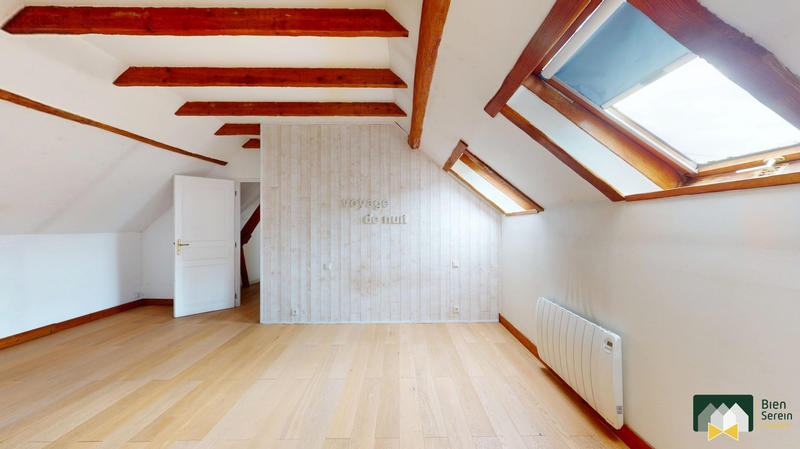 Maison - 180 m² - 6 pièces