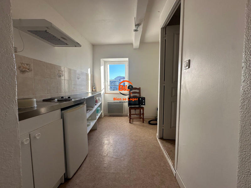 Maison ancienne - 200 m² - 12 pièces