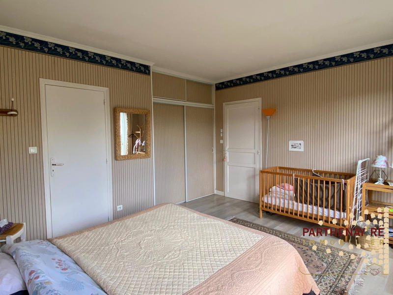 Maison - 167 m² - 7 pièces