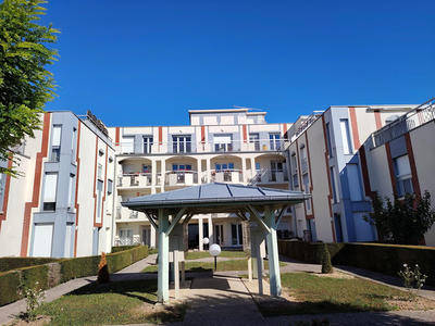 Appartement - 97 m² - 5 pièces