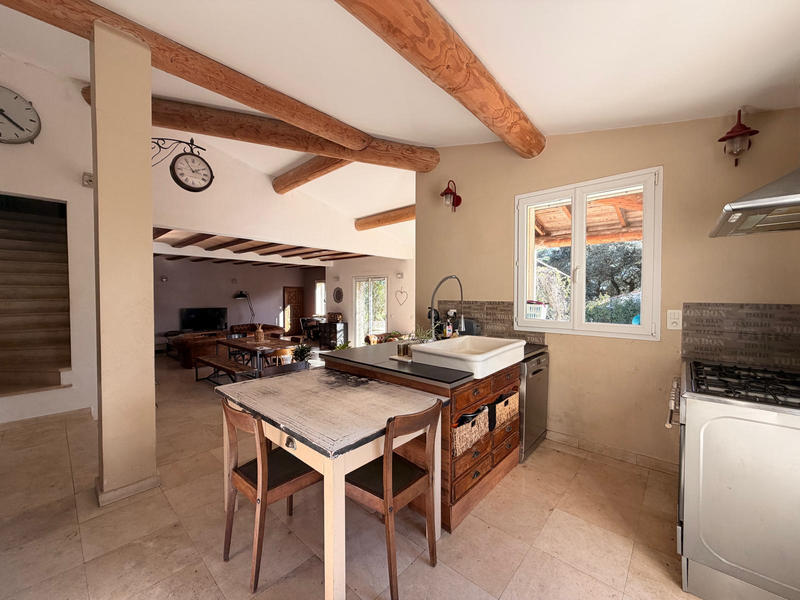 Villa - 182 m² - 5 pièces